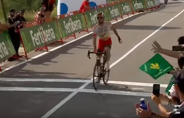 Испанец Хесус Эррада - выиграл шестой этап на «Вуэльте Испании»; Падун – 40-й (+Видео)
