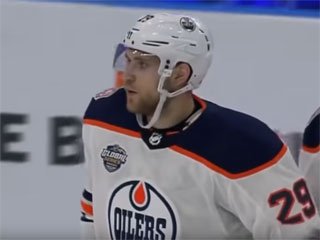 Леон Драйзайтль (Эдмонто Ойлерз) - первая звезда игрового дня в НХЛ