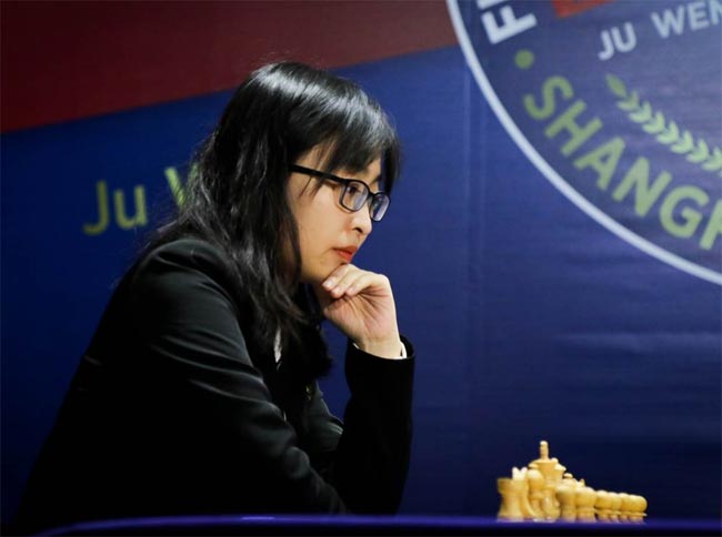 Вэньцзюнь обыграла Горячкину в 9-й партии и сравняла счет в матче за шахматную корону