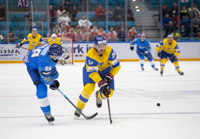 Хоккей. Казахстан разгромил Украину на старте олимпийского отбора