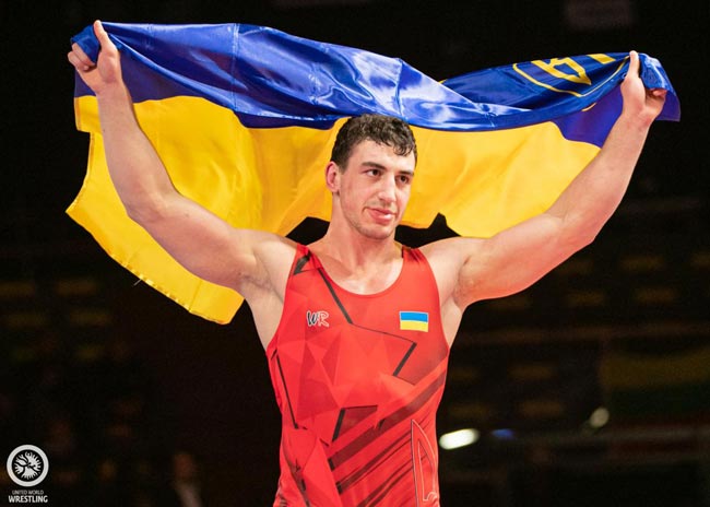 Борец Семен Новиков - лучший спортсмен февраля в Украине