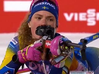 Шведка Ханна Эберг выиграла  спринт на первом этапе КМ по биатлону; Пидгрушная – десятая