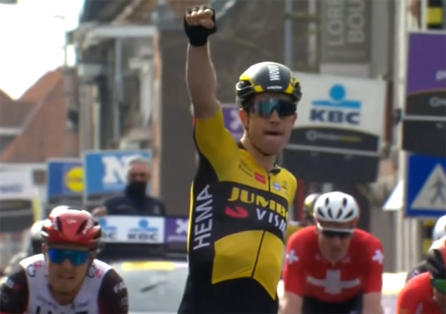 Бельгиец Ван Арт выиграл велогонку «Гент – Вевелгем»