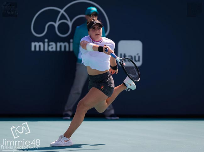 Майами. Андрееску стала последней полуфиналисткой, обыграв Соррибес-Тормо