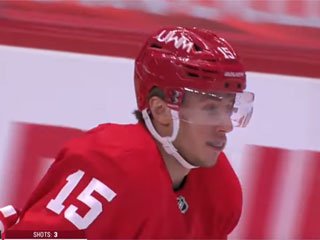Якуб Врана #15 (Детройт) - первая звезда игрового дня в НХЛ