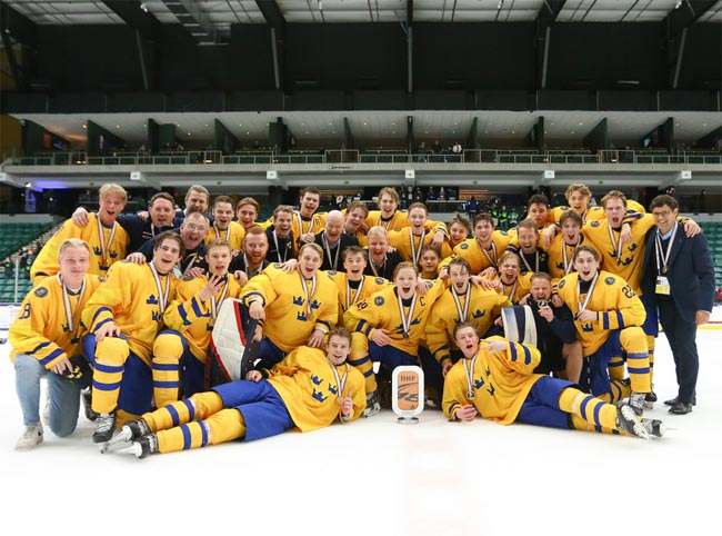 Хоккей. ЧМ-U18. Сборная Швеции всухую разгромила Финляндию в матче за бронзу