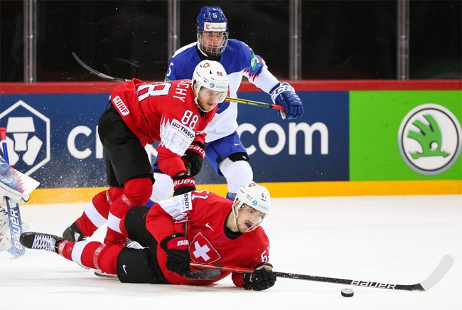 Хоккей. ЧМ-2021.  Швейцария забросила 8 шайб Словакии,  США обыграли Латвию