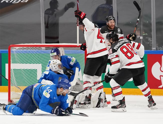 Хоккей. ЧМ-2021.  Канада обыграла Казахстан, Швеция победила Великобританию  (+Видео)