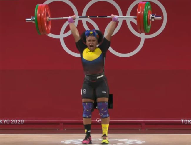 Эквадорская тяжелоатлетка Дахомес Баррера олимпийская чемпионка в категории до 76 кг; Деха – не финишировала