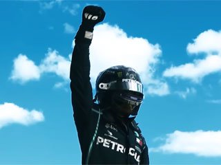 Формула 1. Хэмилтон вернул лидерство в личном зачете, Mercedes вернула лидерство в Кубке конструкторов