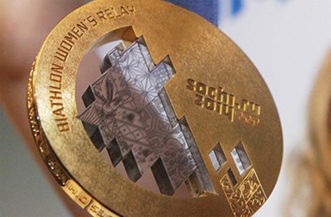 МОК перераспределил медали в женской биатлонной эстафете на ОИ-2014 после лишения серебра сборной России