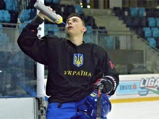 ХК «Сокол» ведет переговоры с агентом экс-хоккеиста «Донбасс» Виталия Ляльки