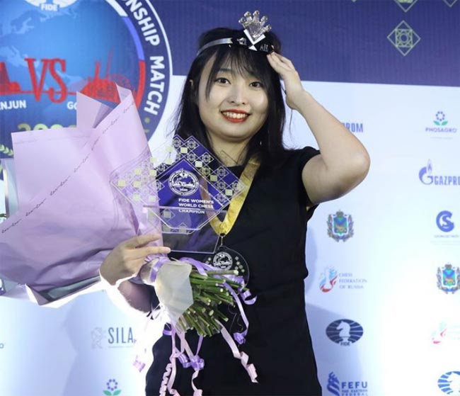 Цзюй Вэньцзюнь защитила звание чемпионки мира по шахматам
