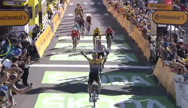 «Тур де Франс». Словенец Примож Роглич выиграл четвертый этап