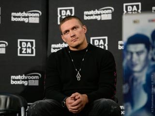 Александр Усик прокомментировал возможный переход в Top Rank