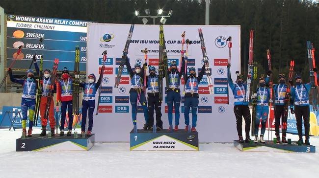 Шведские биатлонистки выиграли эстафету на этапе КМ в Нове-Место; украинки - дисквалифицированы