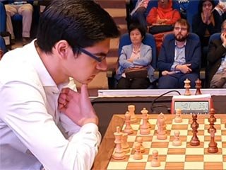 Аниш Гири победил Непомнящего в финале Magnus Carlsen Invitational