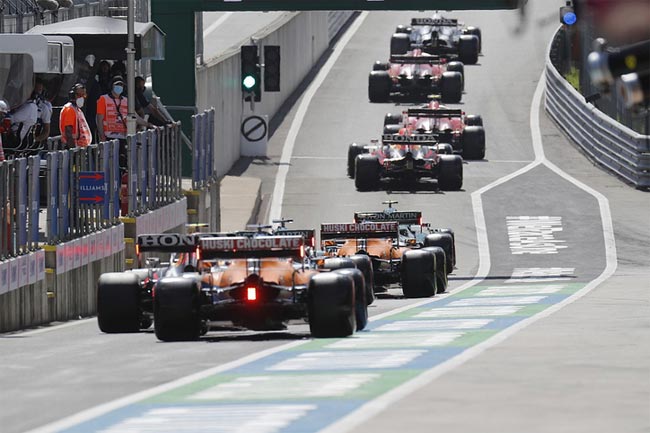 Формула 1. Ферстаппен увеличил отрыв от Хэмилтона в личном зачете, Red Bull увеличил отрыв от Mercedes в Кубке конструкторов