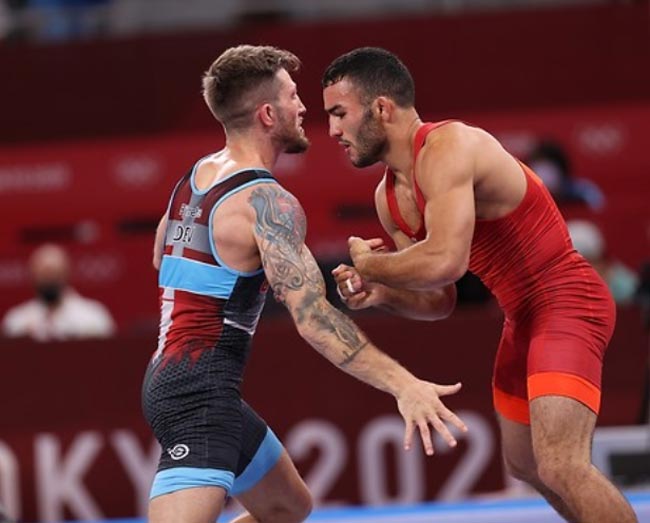 Олимпиада-2020. Борец-классик Парвиз Насибов вышел в финал в категории до67 кг