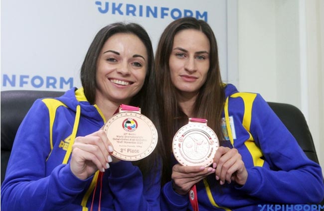 Сборная Украины по каратэ вернулась с чемпионата мира с тремя медалями
