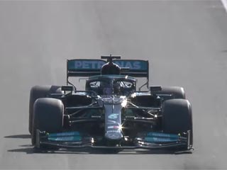 Формула-1. Гран-При Абу-Даби: Хэмилтон – лучший во второй сессии свободных заездов