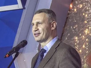 Виталий Кличко поздравил украинцев с 2222 годом