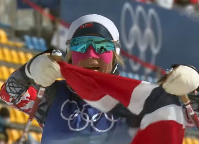 Норвежка Йохауг – четырёхкратная олимпийская чемпионка в лыжных гонках; Анцибор - 37-я в марафоне на 30 км