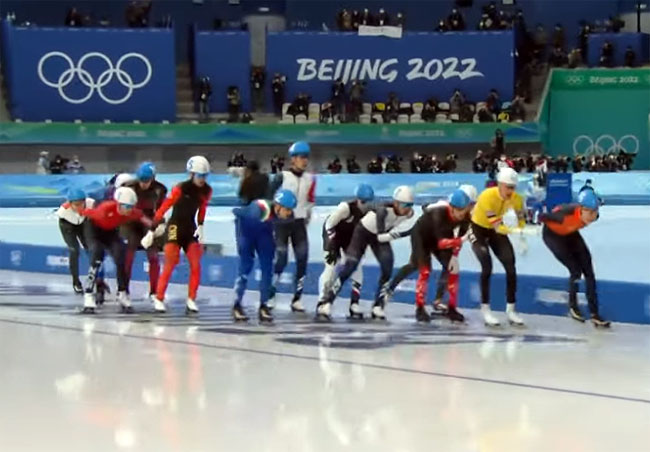Олимпиада 2022.  Бельгийский конькобежец Свингс - олимпийский чемпион в масс-старте
