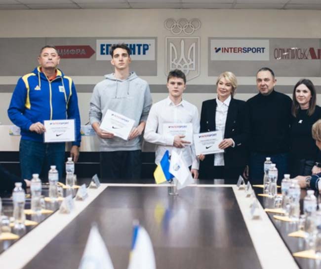 Найкращі спортсмени лютого-2024 отримали відзнаки НОК України