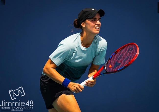 WTA-500. Чарльстон. Калініна на другому турнірі поспіль перемогла Возняцкі