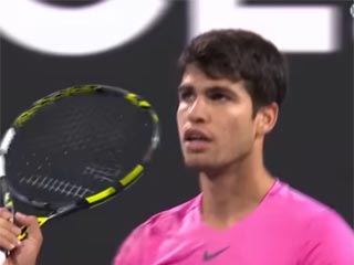 У Мадриді (Іспанія) на грунтовому турнірі категорії ATP Masters 1000- Mutua Madrid Open з призовим фондом €9,017,445 у чоловіків в одиночному розряді проходять чвертьфінальні матчі.