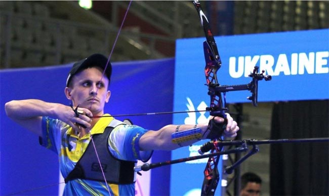 Михайло Усач завоював для України першу ліцензію на Ігри-2024 у стрільбі з лука
