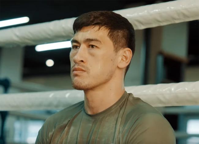 Дмитро Бівол відмовився від титулу WBC заради бою з Бетербієвим