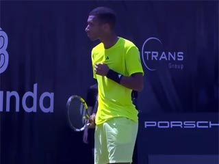 ATP 250. Штутгарт Оже-Альяссім і  Фрітц  зустрінуться у півфіналі